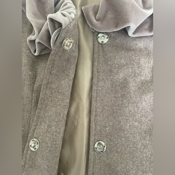 Miu Miu Dress Jacket - Tan - Size Small - Picture 13 of 14